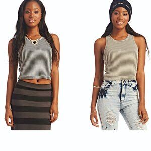 Pack of 2 Wet Seal Junior's Striped & Ribbed Cotton Crop Top, Large
